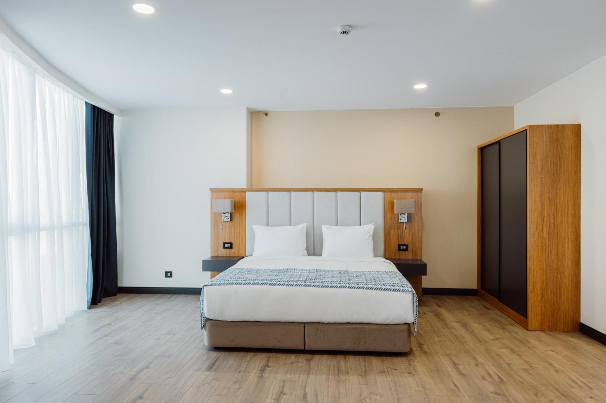 Best Western Plus باتومي المظهر الخارجي الصورة