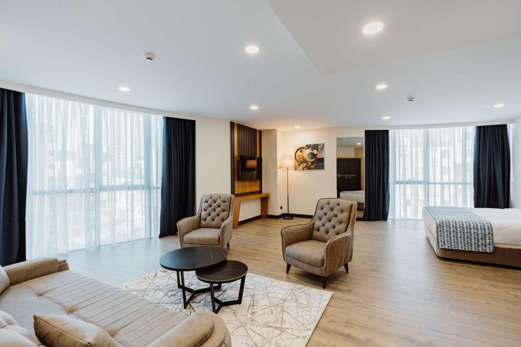 Best Western Plus باتومي المظهر الخارجي الصورة