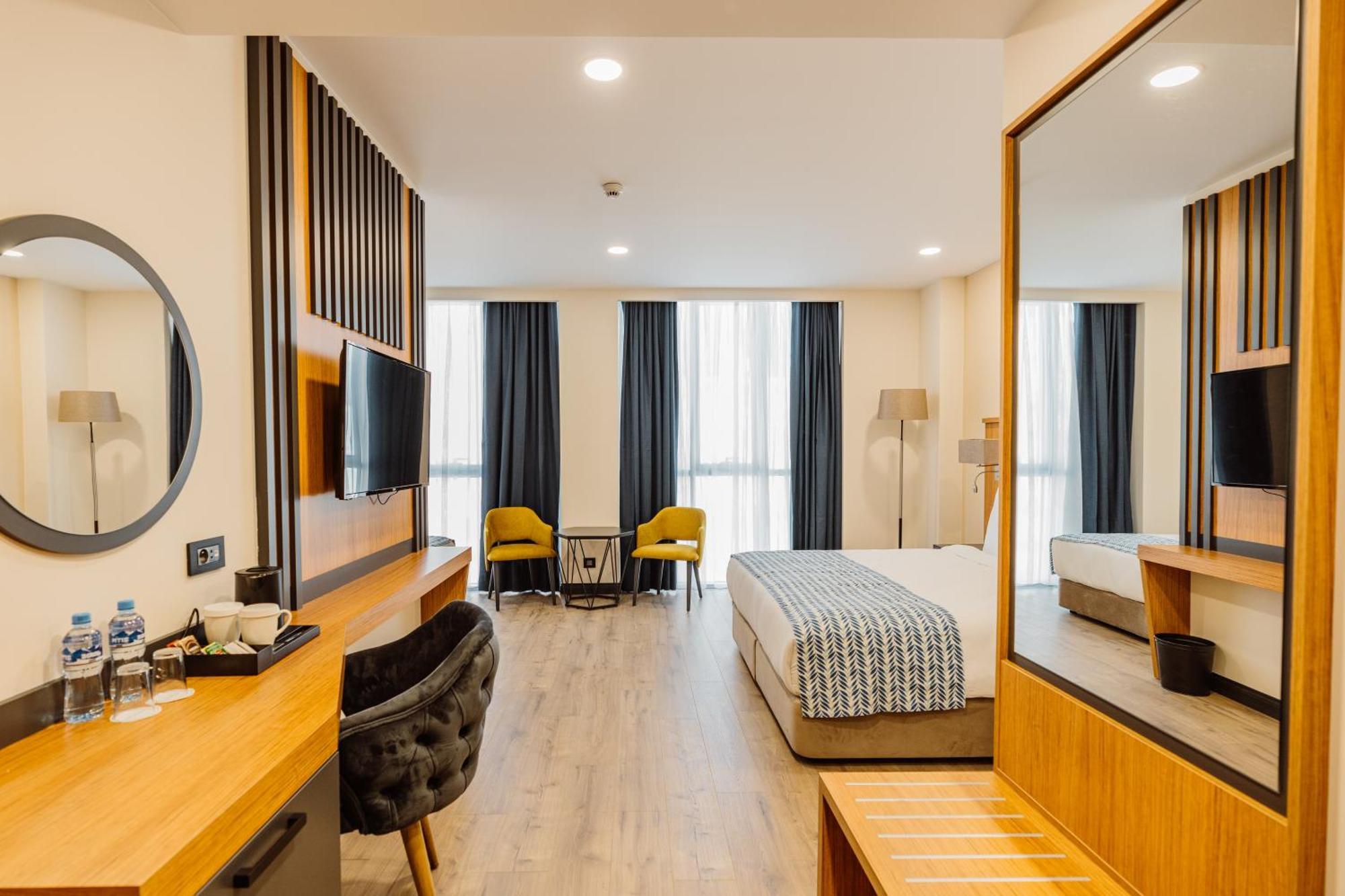 Best Western Plus باتومي المظهر الخارجي الصورة